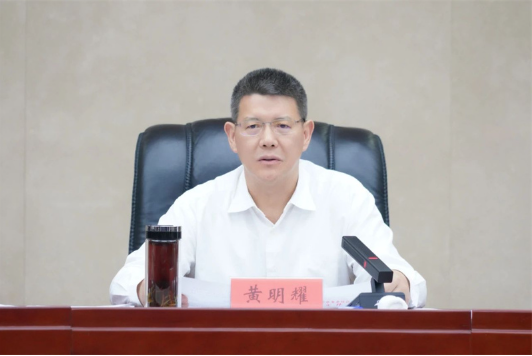 省法院召开党组会2